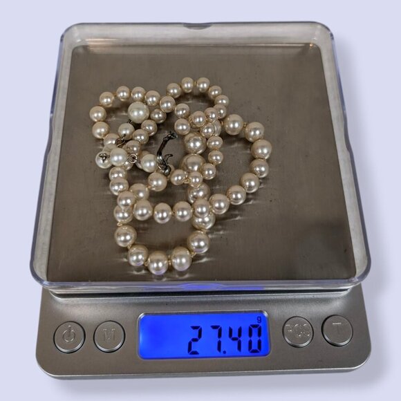 Vintage Beige Glass Pearl Graduated Necklace - Picture 5 of 5